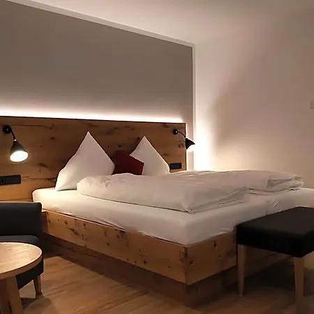 Linde Diersburg Otel Hohberg