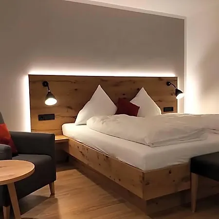 Linde Diersburg Otel Hohberg