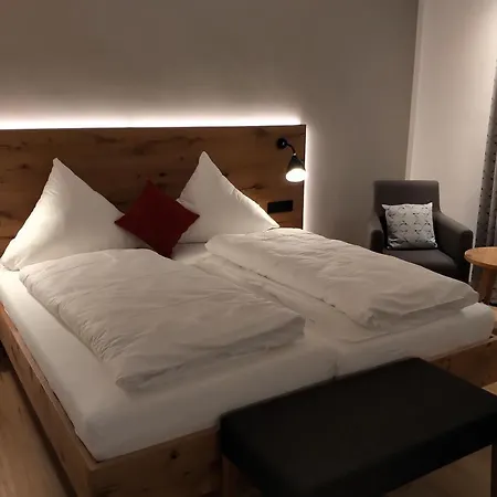 Linde Diersburg 3* Hohberg