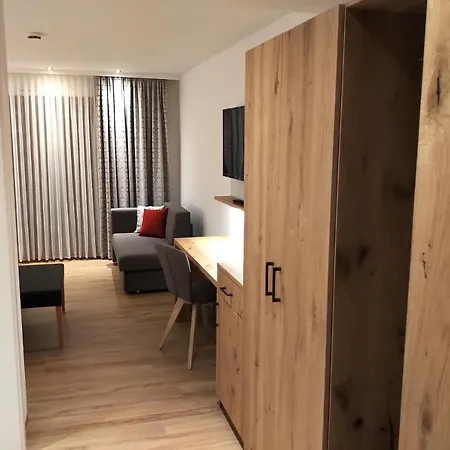 ホテル Linde Diersburg